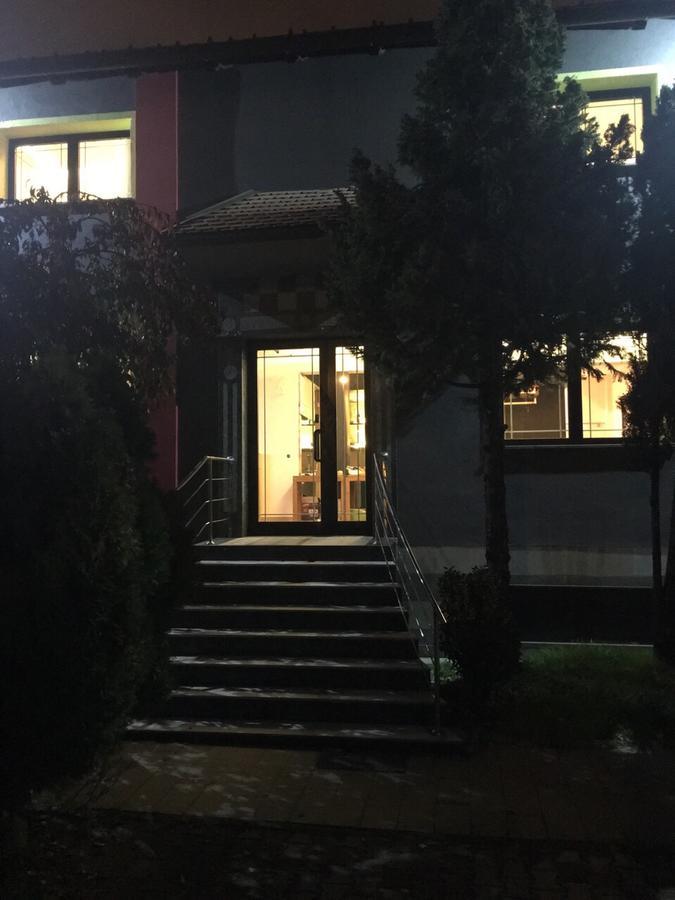 Guesthouse Noce ザグレブ エクステリア 写真
